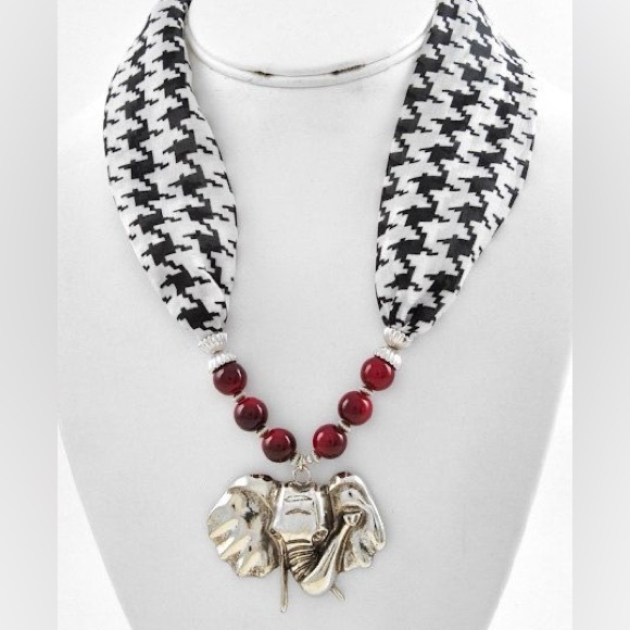 Jewelry - Houndstooth Red Beaded Silver Elephant Necklace